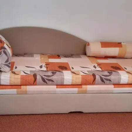 Ubytovani U Sary Apartman